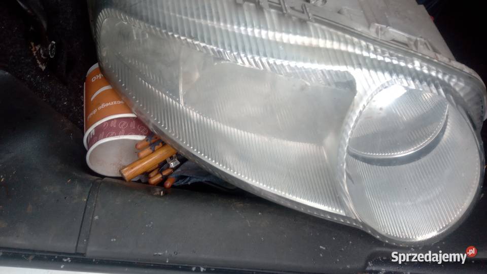 Dwie lampy przód przednie alfa 147 Wrocław