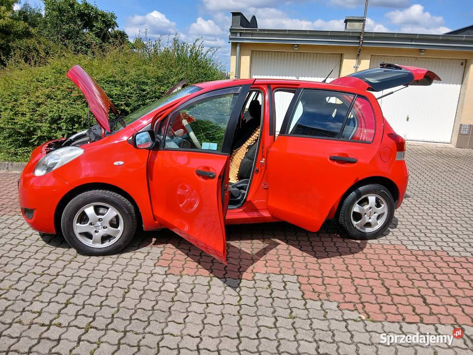 toyota yaris lift 20092010 174 10benzsalon radio kujawsko-pomorskie Bydgoszcz