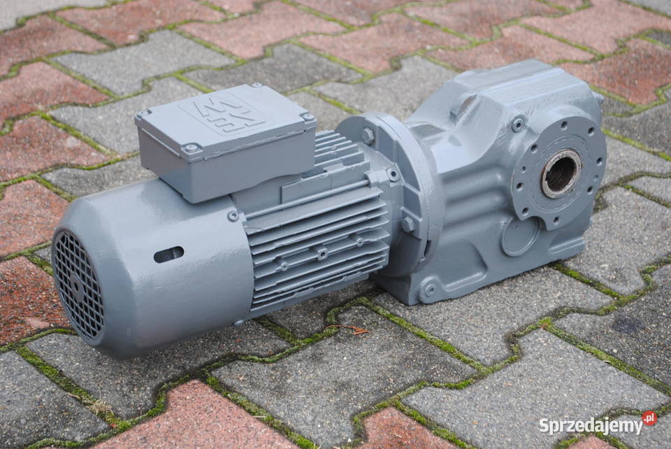 Motoreduktor kątowy 055kw 95obrmin z hamulcem