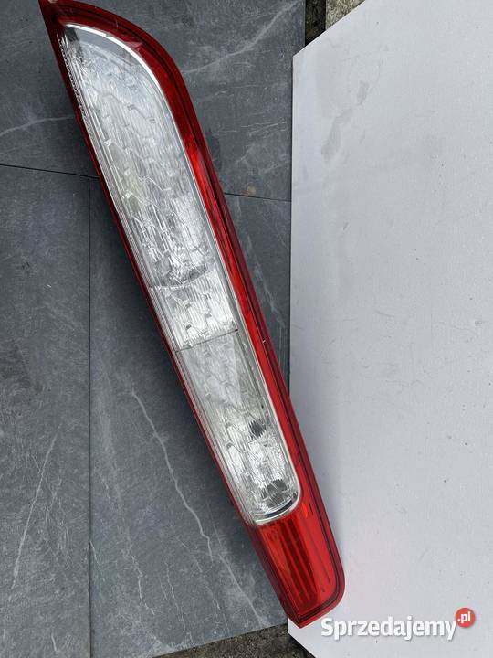 FORD FOCUS 2 LIFT LEWA LAMPA TYŁ HB Lampy tylne Ostroróg