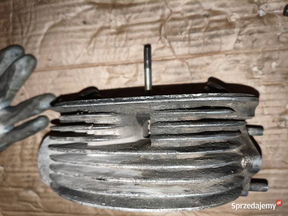Lewa głowica Ural M67 Cylindry, głowice, pierścienie wielkopolskie Leszno