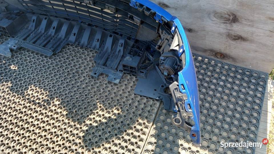 RENAULT MEGANE III ZDERZAK PRZÓD TERNA HALOGEN