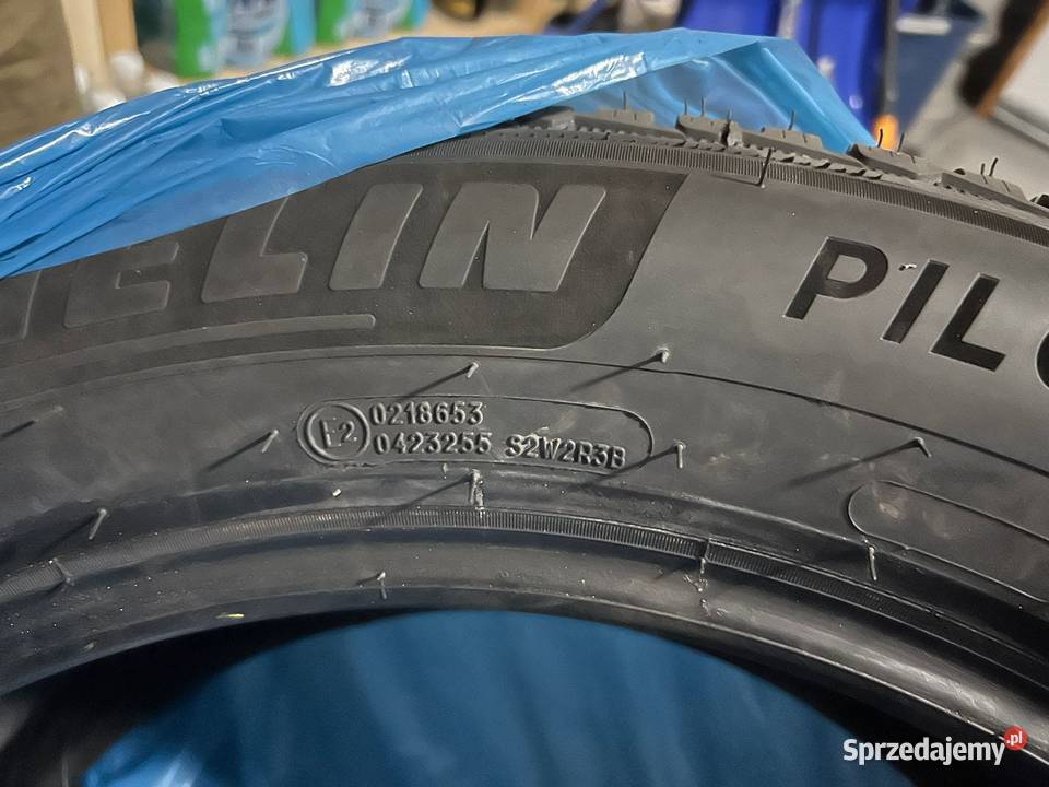 Opony Zimowe MICHELIN Pilot Alpin 5 SUV 25555 Gaj