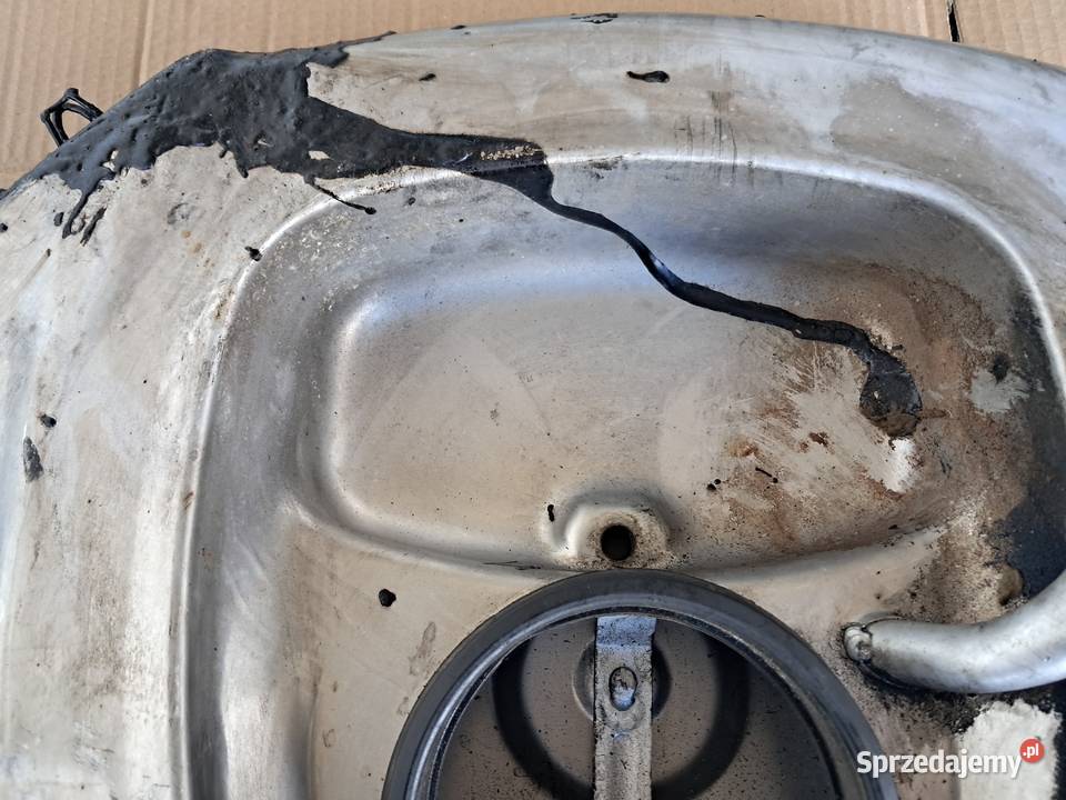 OBUDOWA FILTRA POWIETRZA MERCEDES W126 560 Silniki i osprzęt Cieszyn