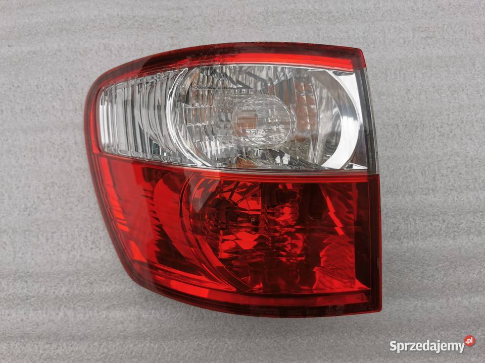Lampa Lewy Tył Tylna Lewa Toyota Avensis Verso osobowe mazowieckie Wyszków sprzedam