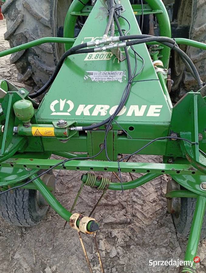 Przetrząsarka Krone KW888 Goszczędza