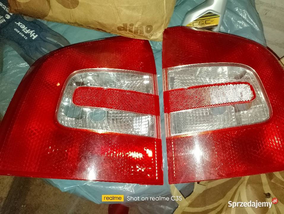 Lampy tył Skoda Octavia 2 2008 osobowe Gorzów Wielkopolski