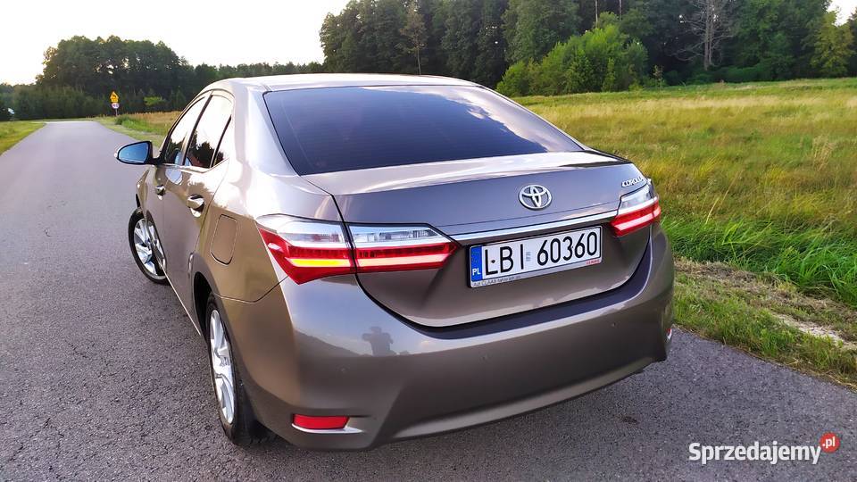 Toyota Corolla E18 2016r 16 132 LPGbenzyna