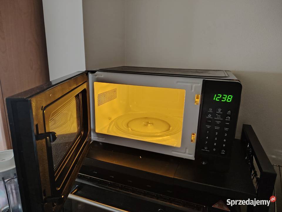 Kuchenka mikrofalowa wolnostojąca Esperanza sprzedam