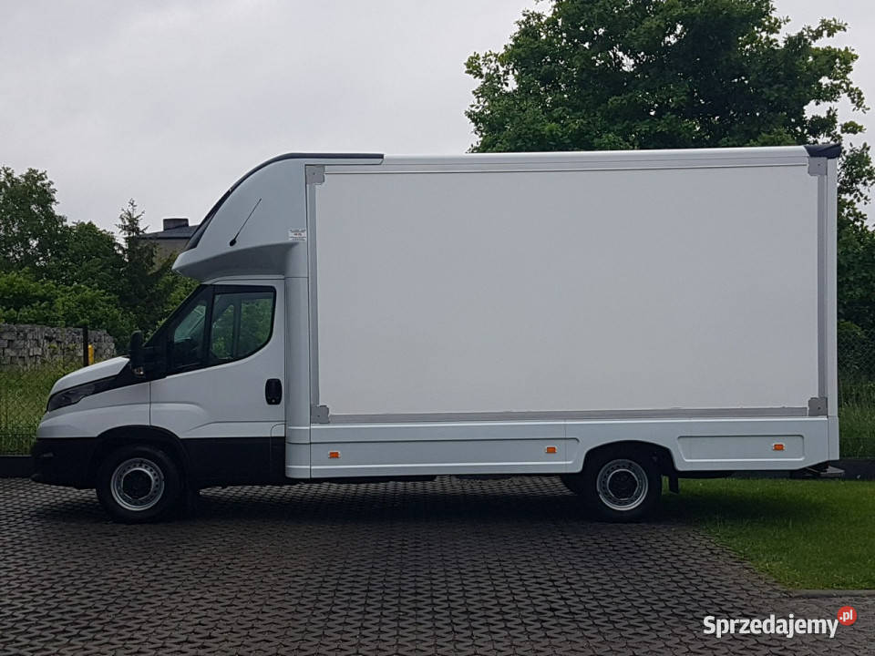 Iveco Daily KONTENER NISKOPODŁOGOWY 443x223x242 pełny VAT Iveco Poręba