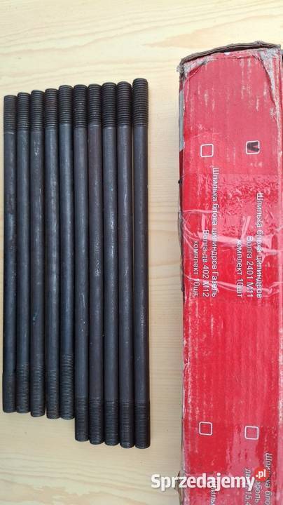 Szpilki silnika Wołga GAZ 24