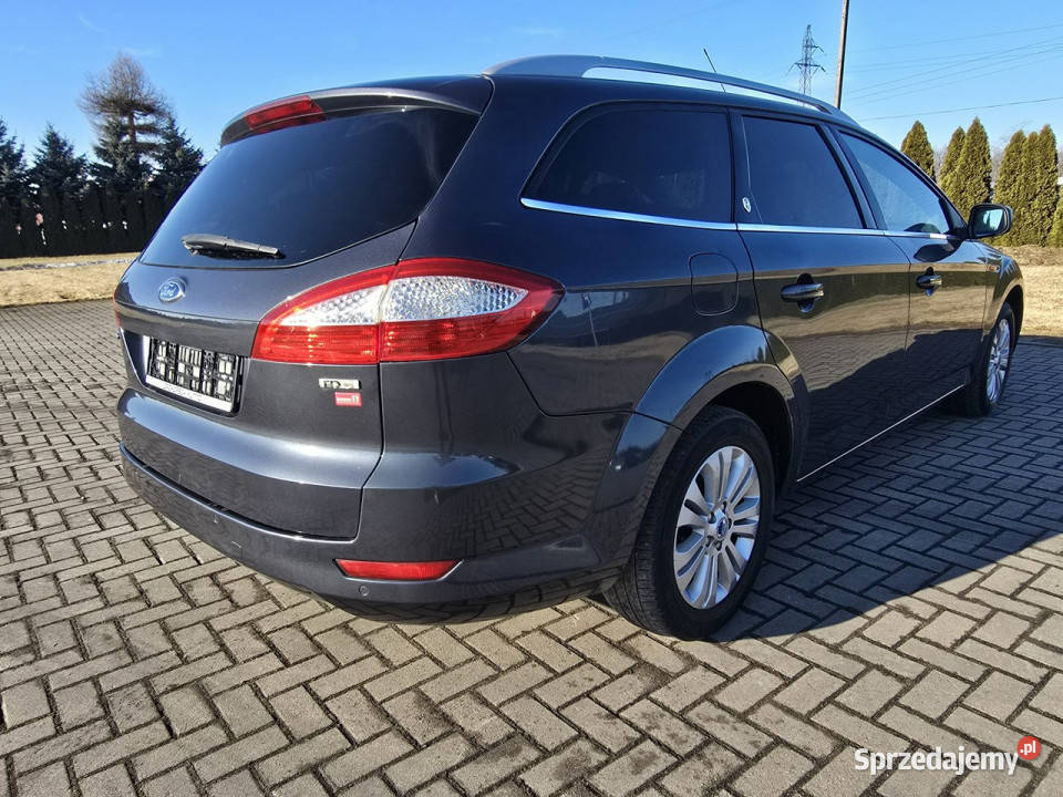 Ford Mondeo 20TdciSkóryNavigacjaKlimatr 2 światła do jazdy dziennej Kutno sprzedam
