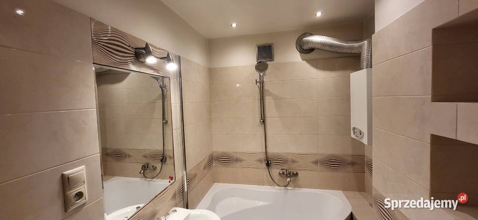 2 pokoje z balkonem Piwnica z prądem Do małopolskie Kraków