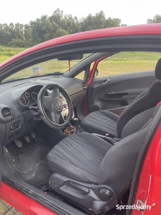 Opel Corsa 14 benzyna klima 2010 r nieuszkodzony Busko-Zdrój