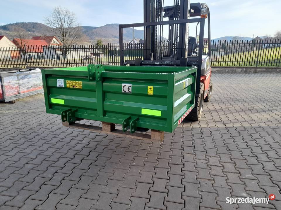 Skrzynia transportowa na tuz do ciągnika nieuszkodzony Lotyń