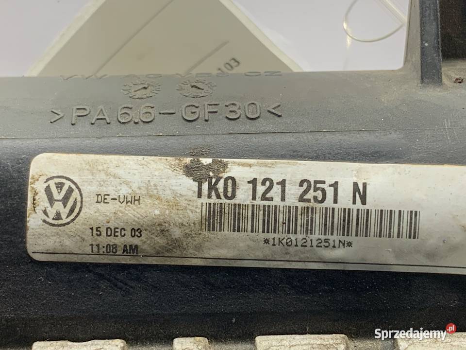 CHŁODNICA WODY VW GOLF V 20 140 1K0121251N 0310 Chłodnie wody