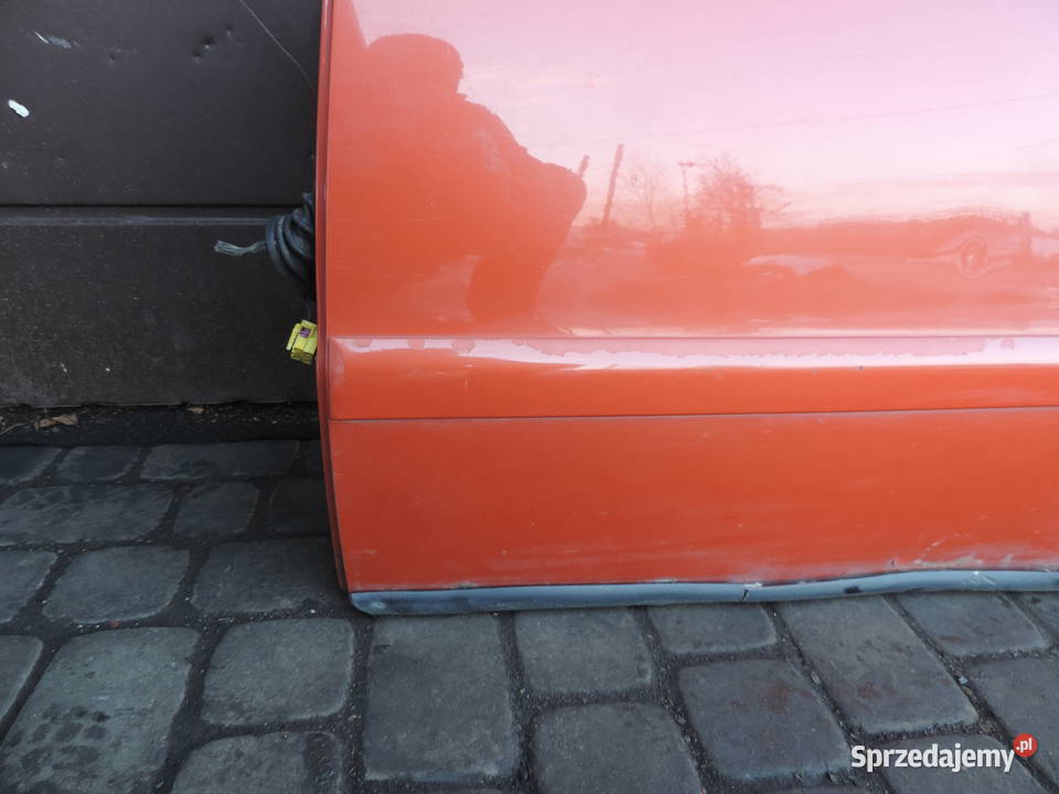 AUDI A4 B5 FL KOMBI DRZWI LEWE TYLNE Nowy Sącz