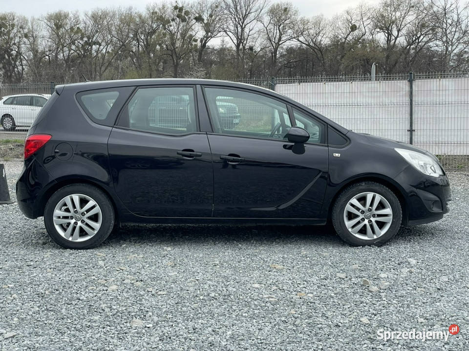 Opel Meriva 14 120 2011r Klimatyzacja Tempomat klimatyzacja Meriva Wojkowice sprzedam