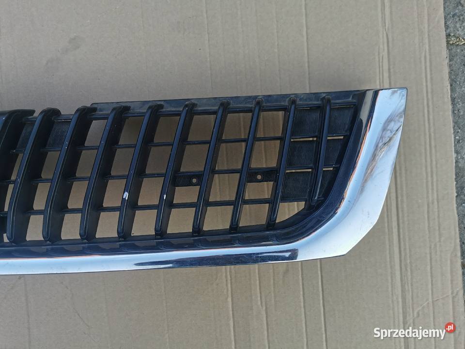 Grill atrapa mitsubishi Pajero sport 9600 Karoseria Międzychód