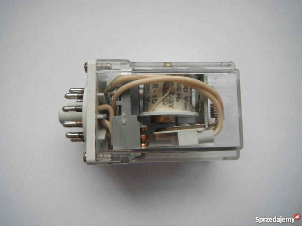 Przekaźnik R15 3PDT 10A 220V AC typ 1510 1322 Chlewiska