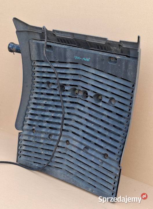 MAN TGX TGS TGA BŁOTNIK LEWY KOMPLETNY LAMPA Bieleń