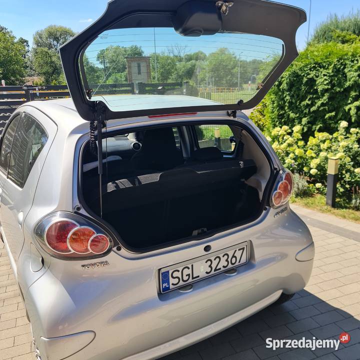 Toyota Aygo mały przebieg klimatyzacja śląskie Pyskowice sprzedam