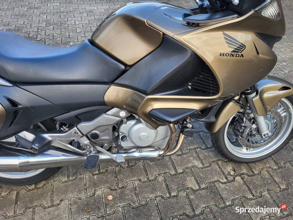 Sprzedam NTV 700 z ABS bez wkladu motocyklisty Honda sprzedam