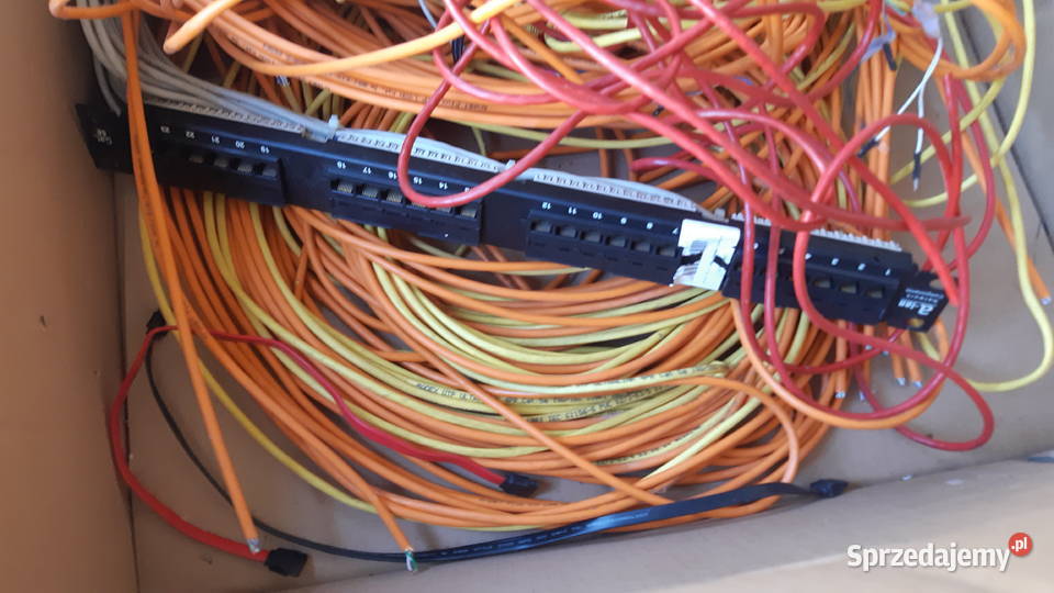 ICS 24 porty LAN szafa rack przyłącze kat 5e