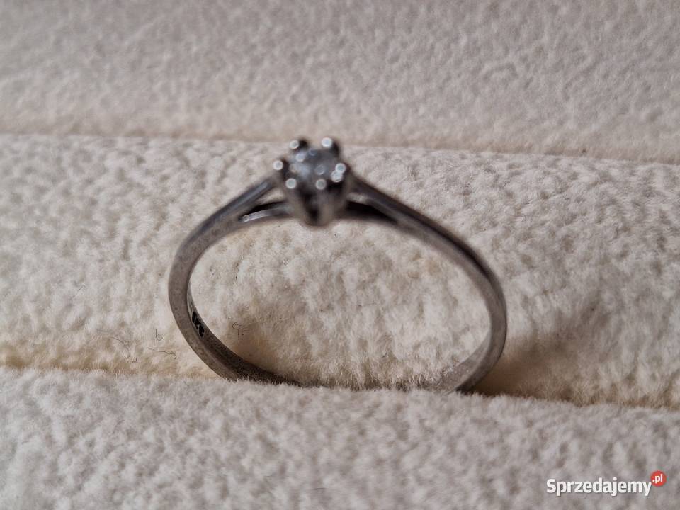 Pierścionek srebrny z kamieniem p925 elegancki Gdańsk