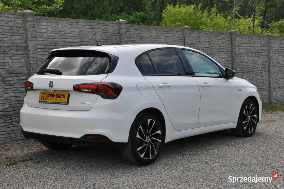 Fiat Tipo 14 120 TJet hatchback LED Navi Kamera Hatchback Tipo Dąbrowa Górnicza