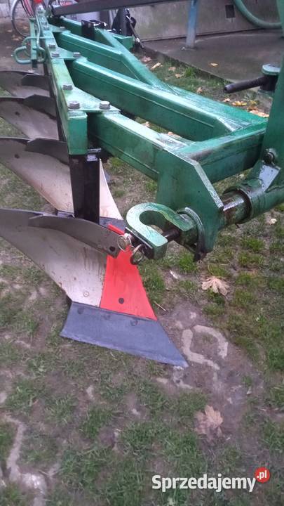 Pług zagonowy 4 skibowy nieuszkodzony Trzebica