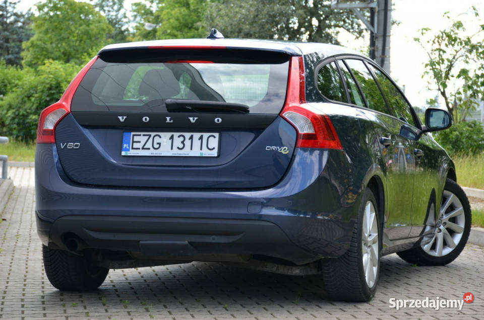 Volvo V60 Zarejestrowane 16D2 Navi StartStop 1600cm3 Kutno