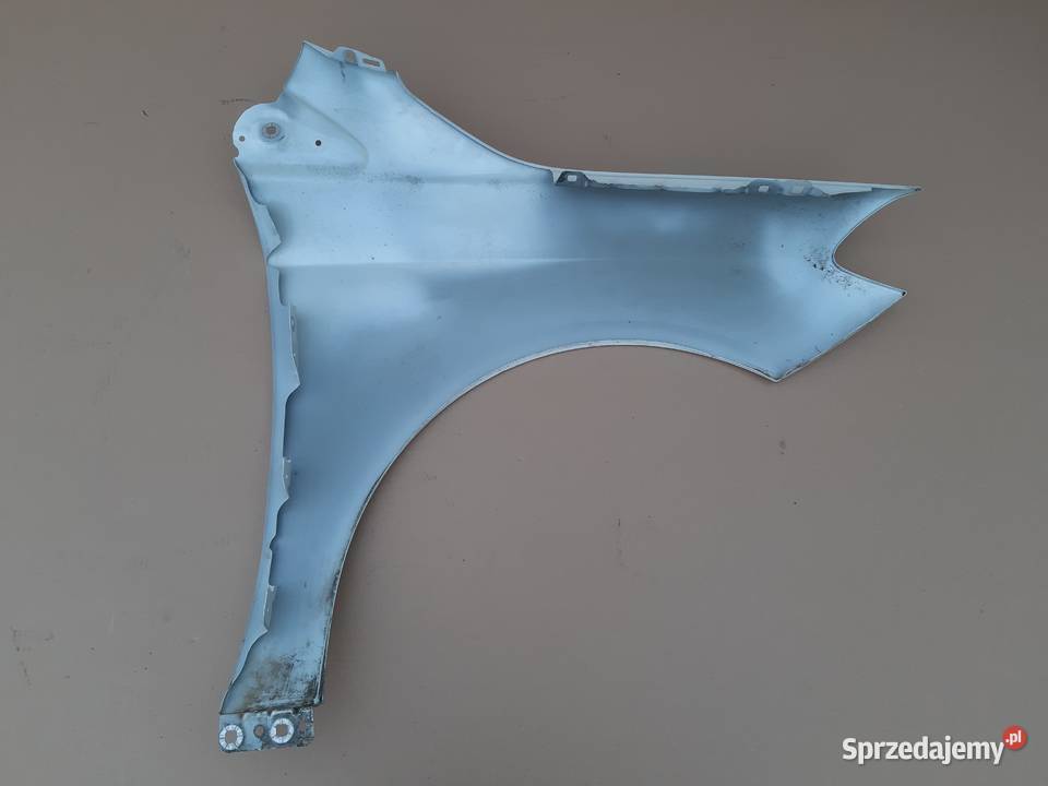 MERCEDES BKLASA W246 BŁOTNIK LEWY PRZÓD Części samochodowe Trzciel