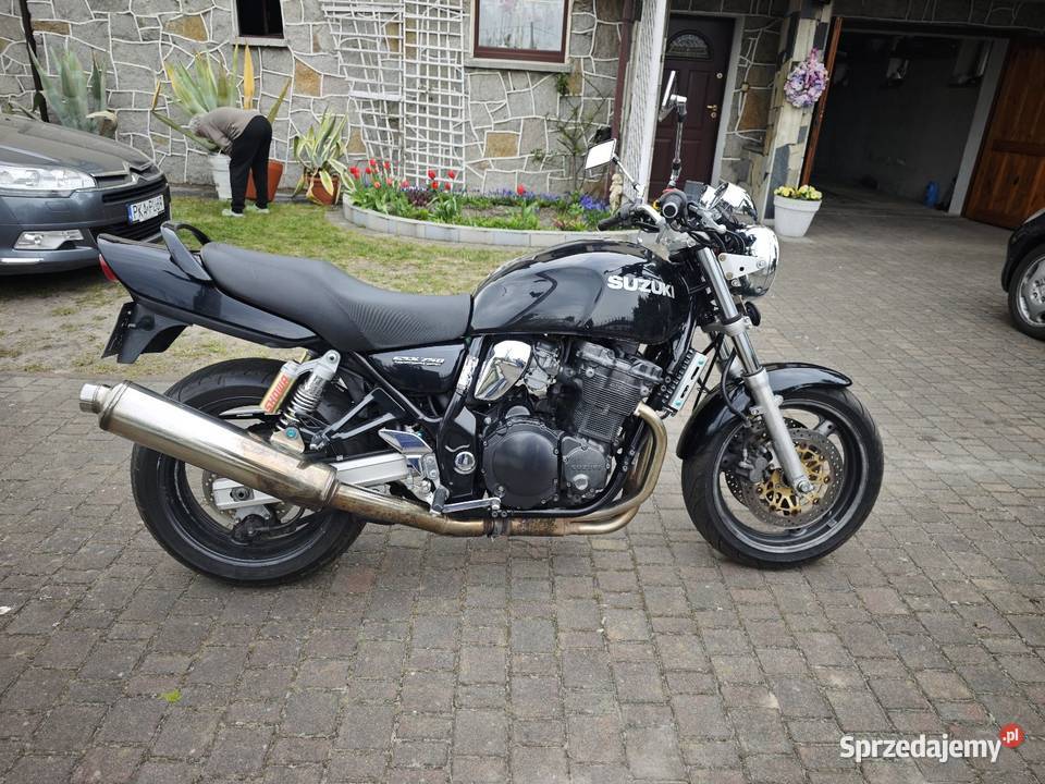Suzuki GSX750 Inazuma