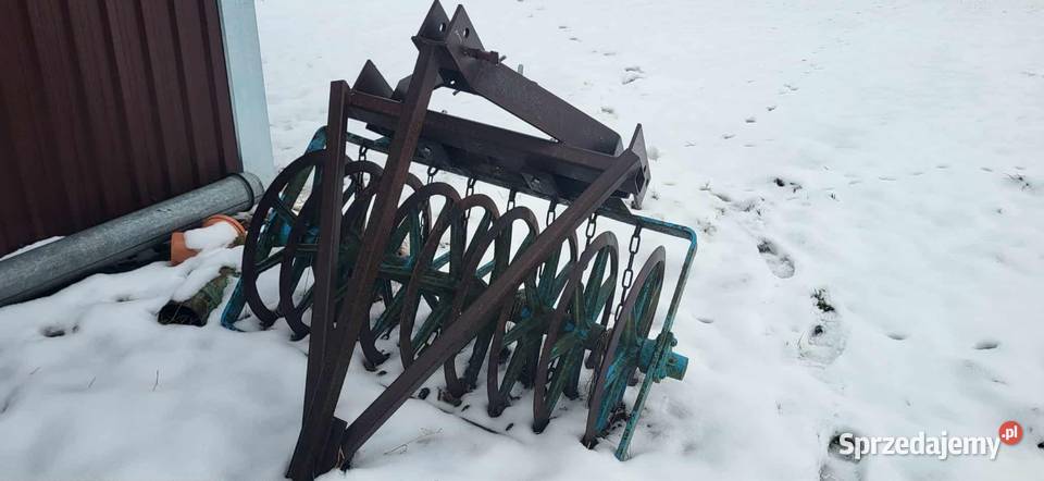 Wał uprawowy na przedni tuz Urzędów