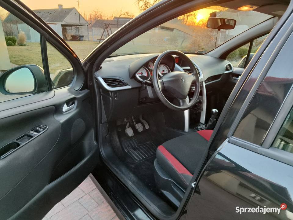 Peugeot 207 16 HDI 90 168000km Śniadowo