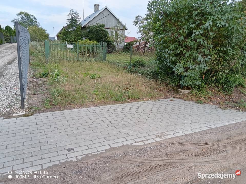 Sprzedam działkę budowlaną z domem siedlisko 1674m2 Grodzisk