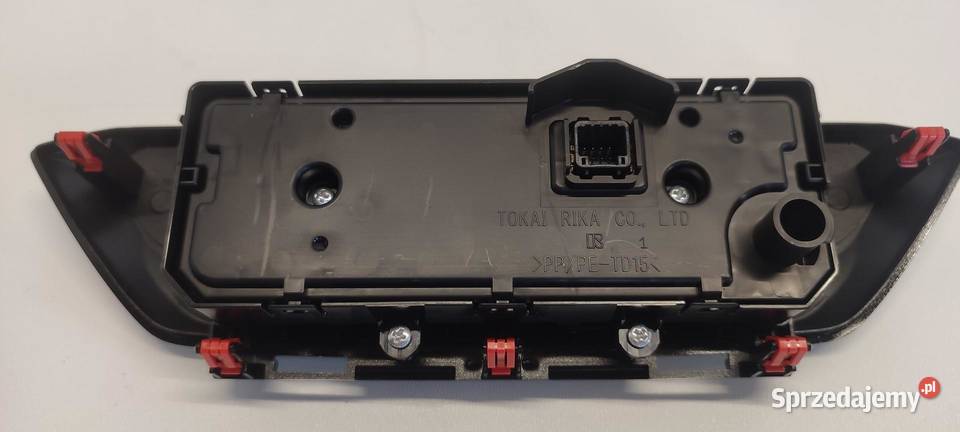 SUZUKI SWIFT MK9 PANEL KLIMATYZACJI 3951070T00