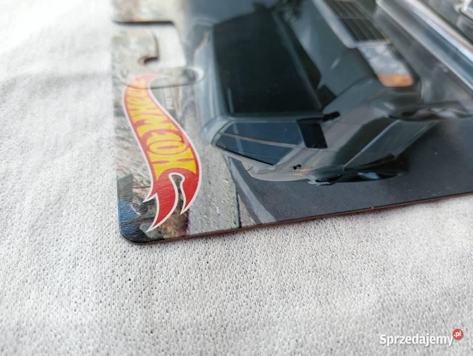 Hot Wheels Chase 05 MercedesBenz 500 E Mercedes czarny Jaworzno