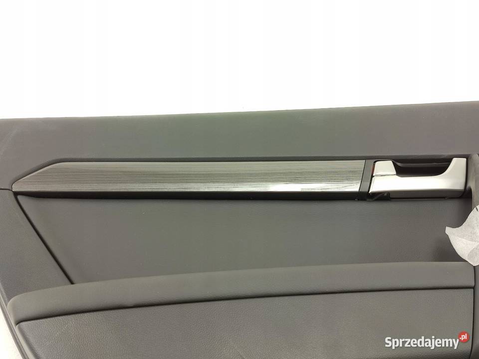 BOCZEK DRZWI LEWY TYŁ CHEVROLET CAPTIVA I 2006