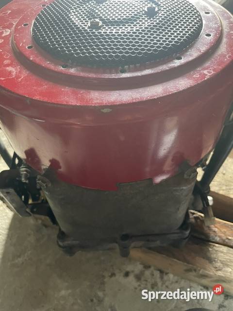 Silnik Briggs Stratton o mocy 125 traktorek warmińsko-mazurskie Mrągowo