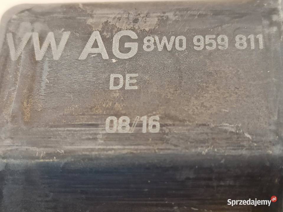 AUDI A4 B9 SILNICZEK SZYBY 8W0959811