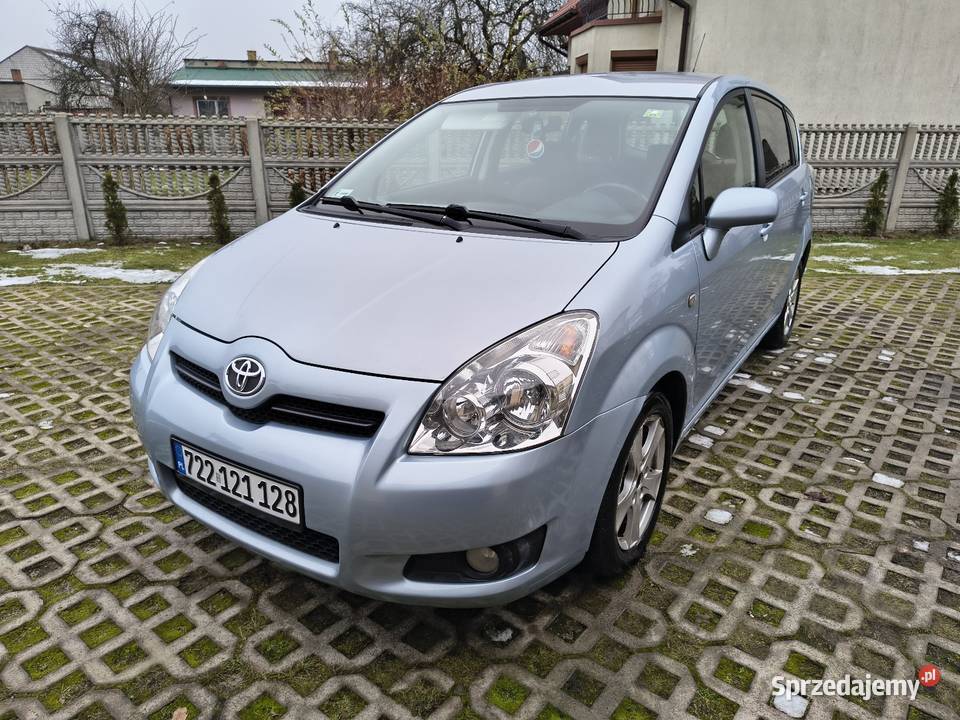 Toyota Corolla Verso 16 Glinnik
