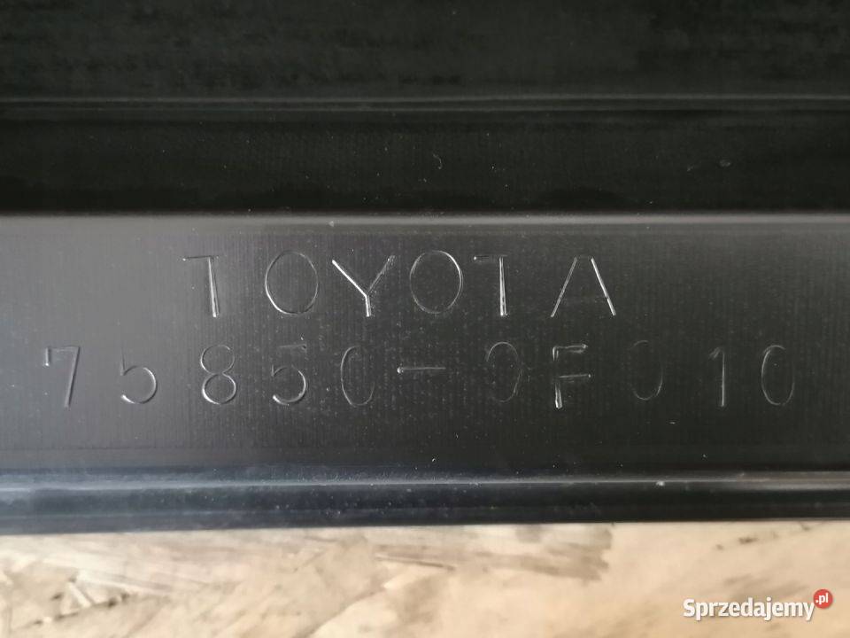 Listwa Progowa Prawa Toyota Corolla Verso 2009 Pleszew