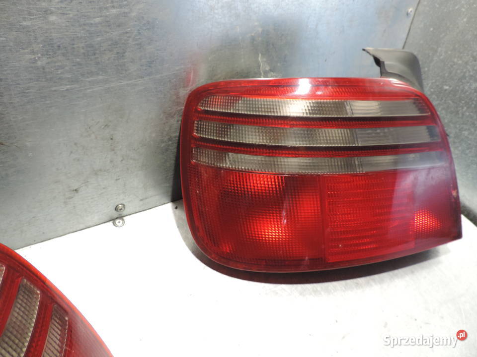 HONDA ACCORD VI 6 LAMPA LEWA TYŁ SEDAN osobowe małopolskie