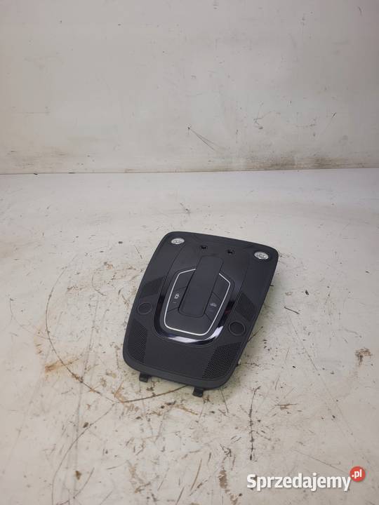 LAMPKA PODSUFITKI AUDI A4 B9 8W0947135D LED 6 śląskie Przystajń