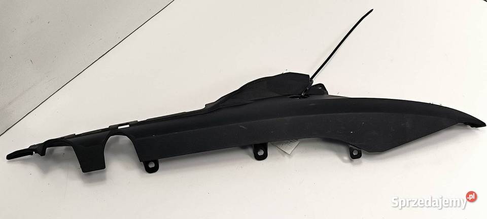 OWIEWKA SUZUKI GSXS 1000 4723104K0 osobowe kujawsko-pomorskie Lipno