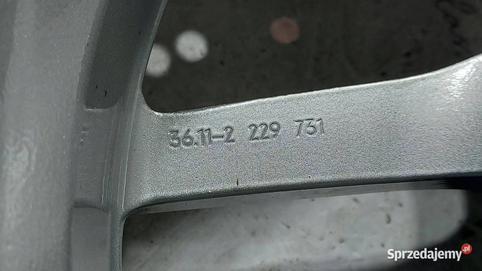BMW 7 E38 Alufelgi 18 2229730 8Jx18 ET13 2229731 Kielce