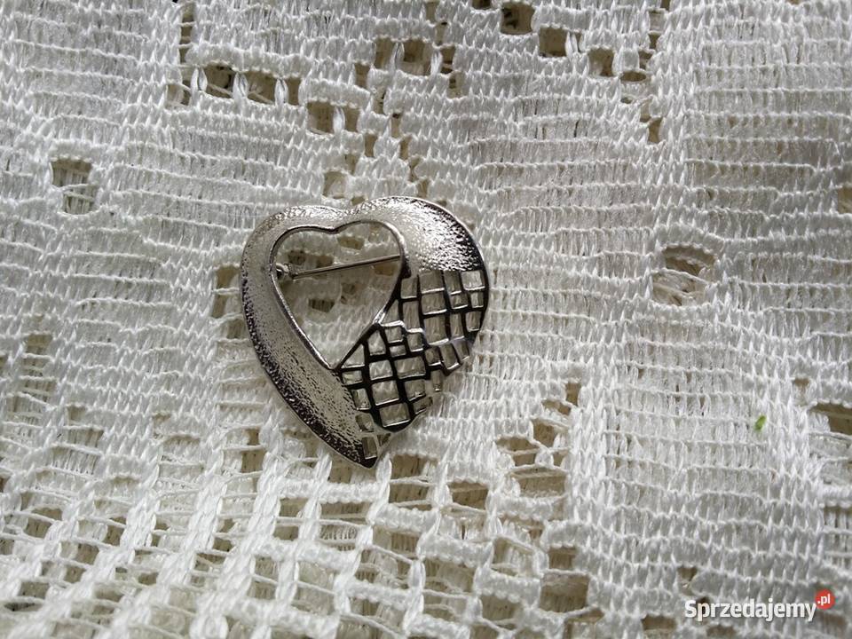 Stara angielska broszka ażurowe serce Ochojno