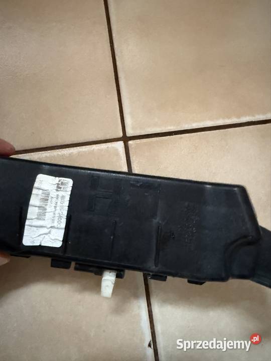 ŚLIZG LEWY PRZOD HYUNDAI I30 III 86513G4000